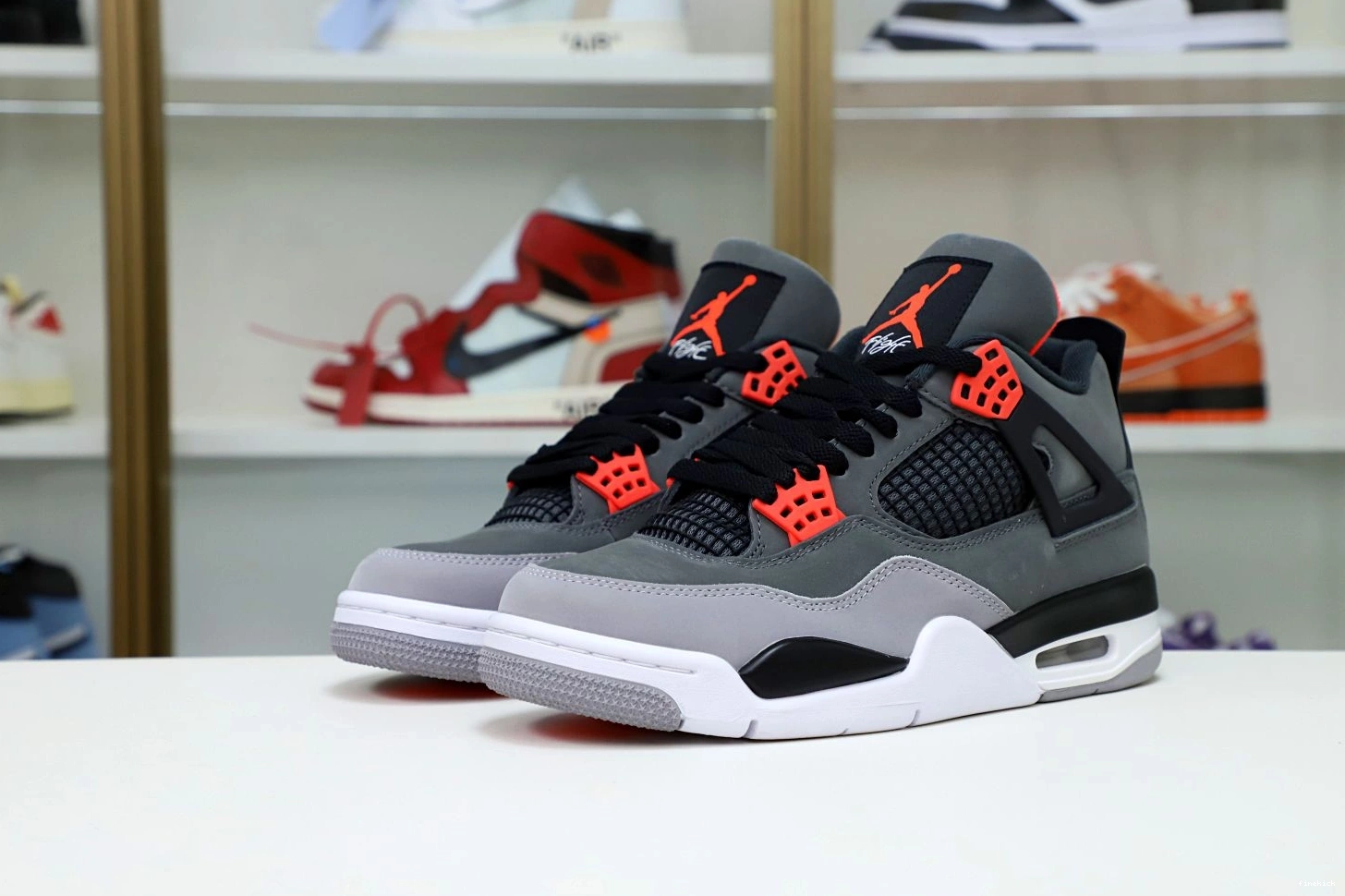 INFRARED AIR 4 JORDAN 0914